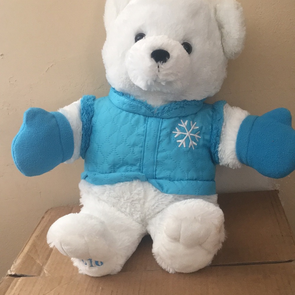 Brand new polar bear